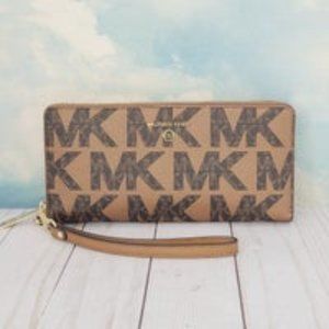 MICHAEL KORS Jet Set Charm Luggage Multi Travel Continental Zip Wallet Wristlet